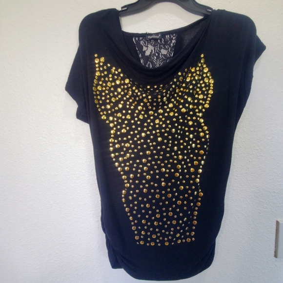 "Stylish Black T-Shirt with‎ Gold Studs Detail For Woman M Size - Picture 1 of 7